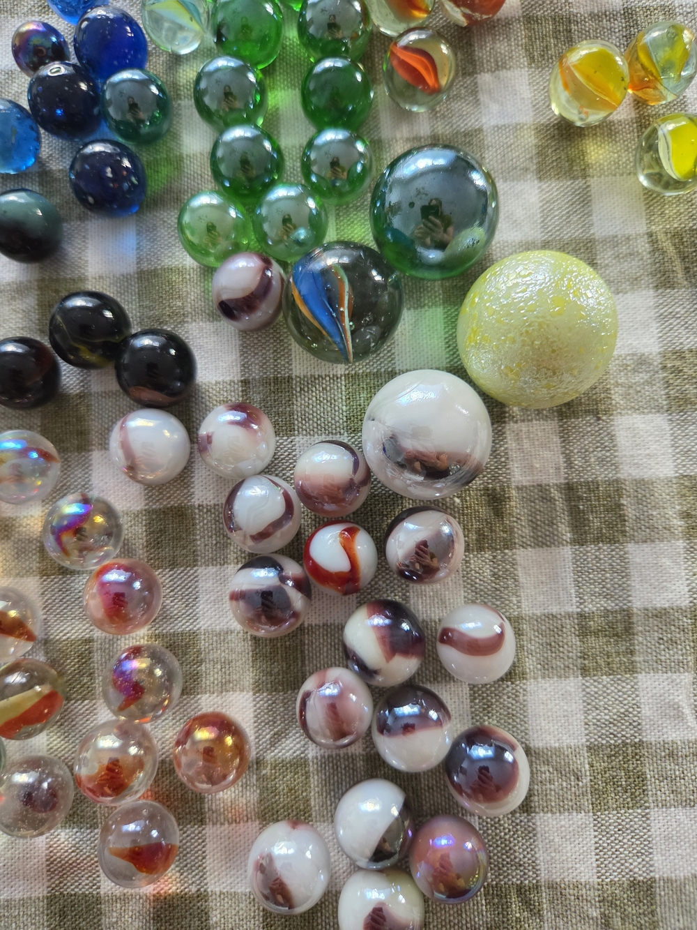Early 90s Glass Marbles in Multicolor